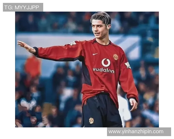 足球明星展现帅气起球瞬间引发全场欢呼的精彩时刻